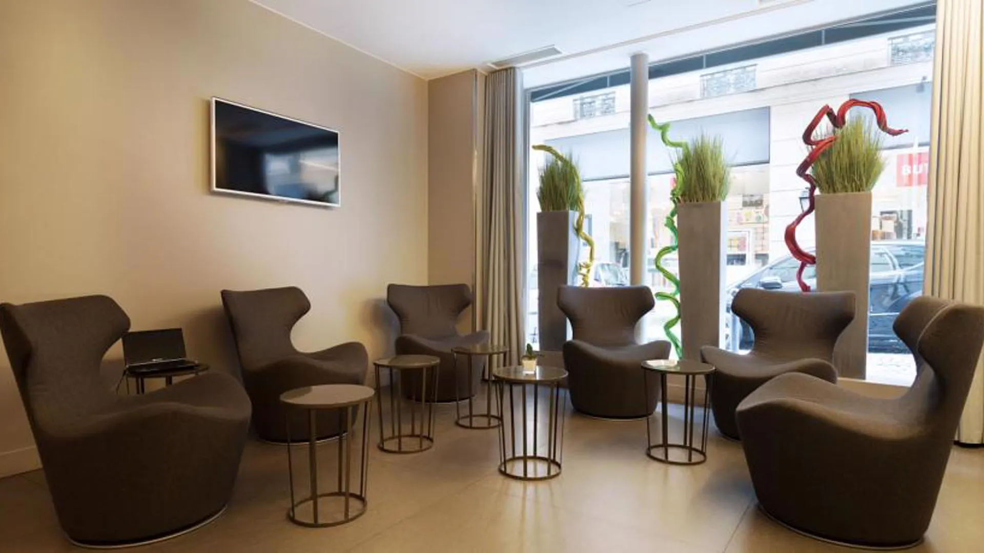 Arc De Triomphe Etoile 4*