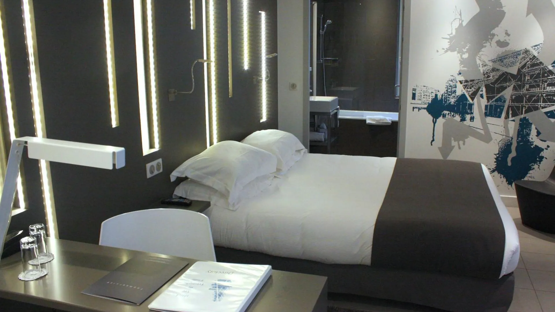 Hotel Arc De Triomphe Etoile