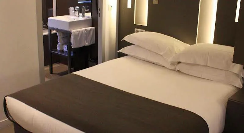 Hotel Arc De Triomphe Etoile Paris